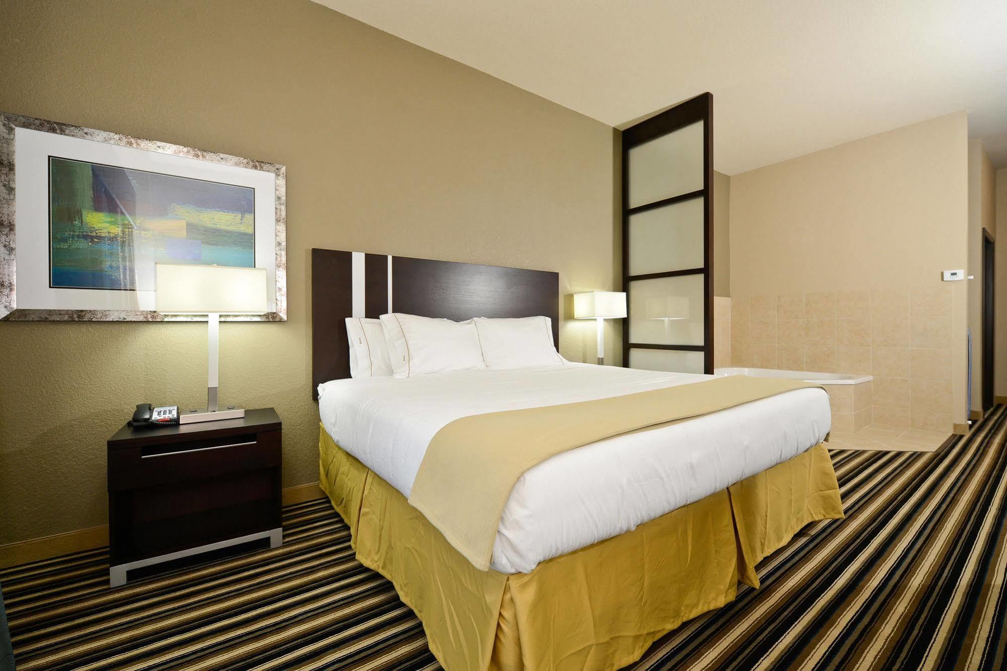 Holiday Inn Express & Suites Forrest City By Ihg Exterior foto